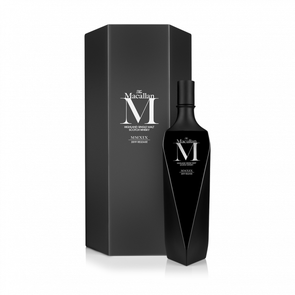 1622350145_MAC-2019-M-Black-pack-decanter-bottle-shot-front-transparent-bg-PNG